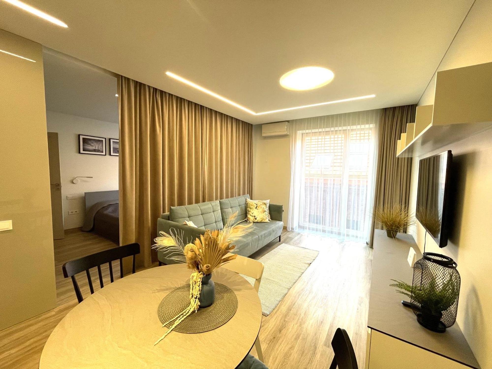 קלייפדה Benetis Apartments מראה חיצוני תמונה