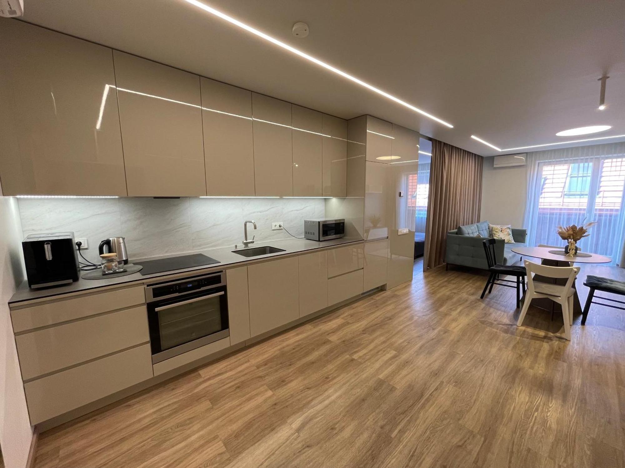 קלייפדה Benetis Apartments מראה חיצוני תמונה